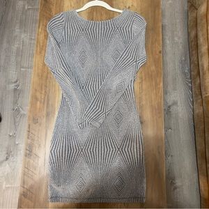 EMERALD SUNDAE
Juniors' X-Back Glitter Knit Dress